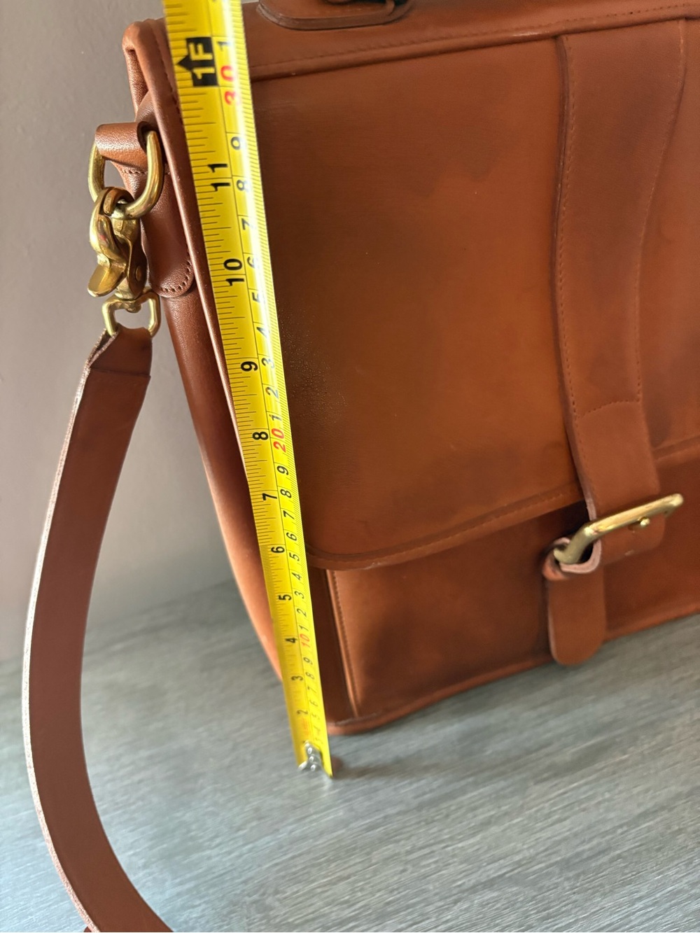 Coach Vintage Leather Emerson Bag with Brass Hardware - Picture 12 of 15